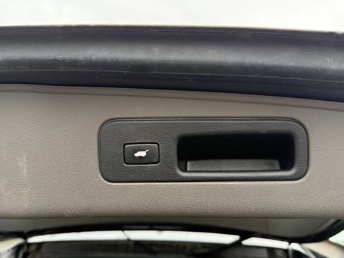 Used 2015 Honda Odyssey EX-L image 25