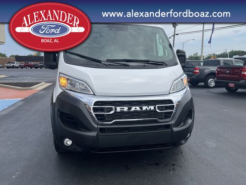 Used 2025 RAM ProMaster 2500 w/ U-Haul Equipment Group FWD image 5