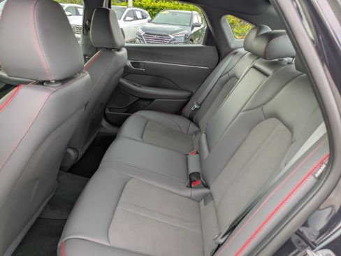 Certified 2023 Hyundai Sonata SEL Plus FWD image 12