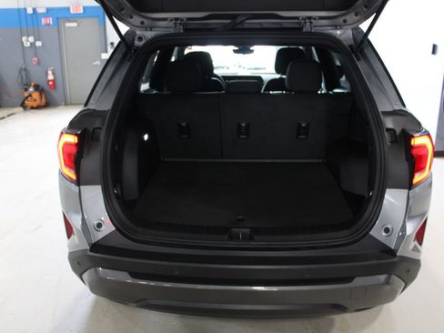 Used 2025 GMC Terrain Elevation w/ Technology Package II AWD/4WD image 21