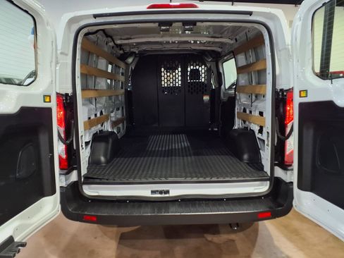 Used 2025 Ford Transit 250 Low Roof w/ Exterior Upgrade Package RWD image 17