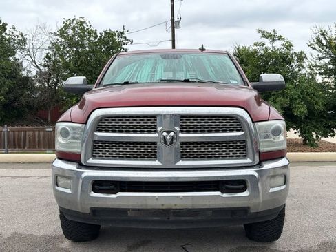 Used 2014 RAM 2500 Laramie AWD/4WD image 2
