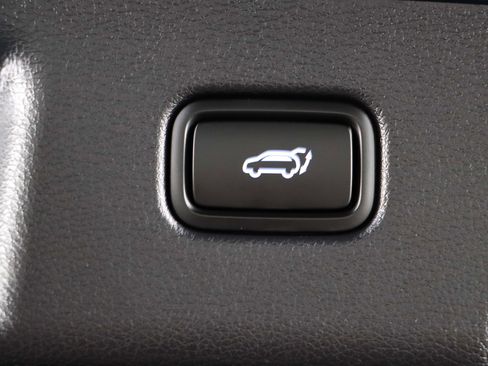 Used 2024 Hyundai Palisade Calligraphy image 33