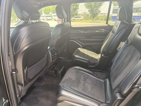 Used 2021 Jeep Grand Cherokee L Laredo AWD/4WD image 24