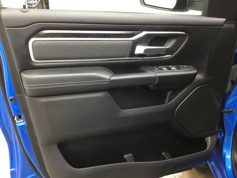 Used 2022 RAM 1500 Big Horn AWD/4WD image 9
