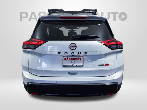 Certified 2026 Nissan Rogue SV AWD/4WD image 7
