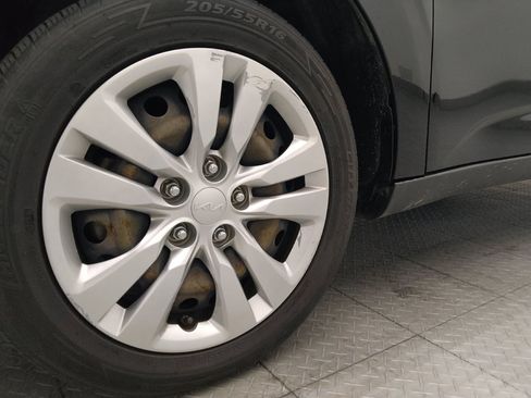 Used 2022 Kia Soul LX FWD image 31