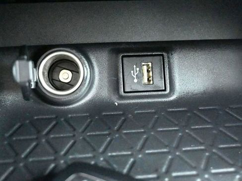 Certified 2025 Toyota RAV4 XLE image 20