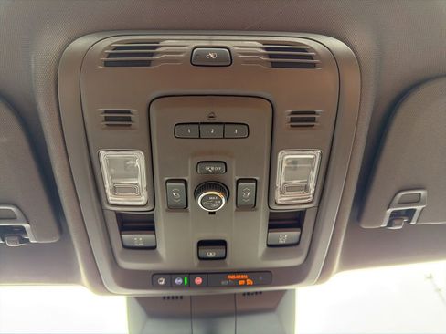 Used 2024 Cadillac Escalade ESV Sport AWD/4WD image 26