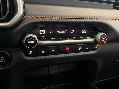 Used 2025 MAZDA CX-50 AWD 2.5 Turbo w/ Premium Pkg image 29