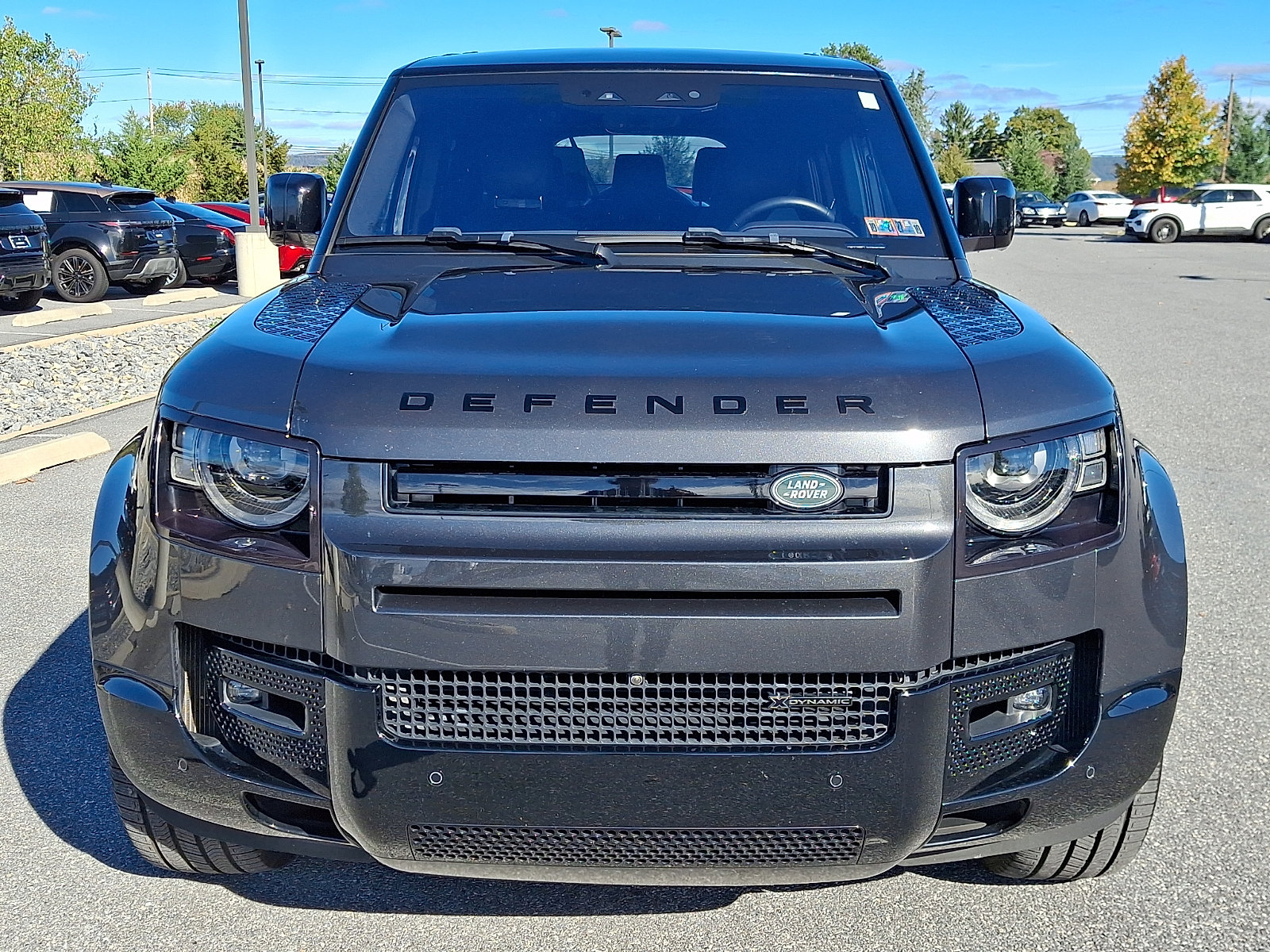 Used 2023 Land Rover Defender 130 X-Dynamic SE AWD/4WD image 7