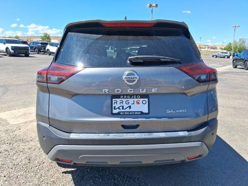 Used 2021 Nissan Rogue SL AWD/4WD image 11