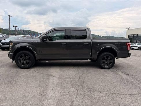 Used 2017 Ford F150 XLT w/ Equipment Group 302A Luxury AWD/4WD image 8