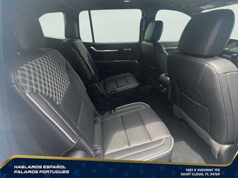 New 2026 GMC Acadia Denali w/ Super Cruise Package FWD image 29