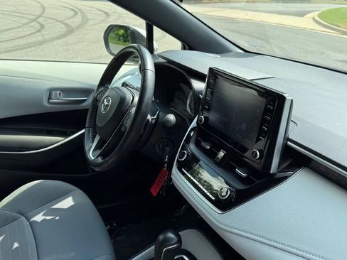 Used 2020 Toyota Corolla SE image 31