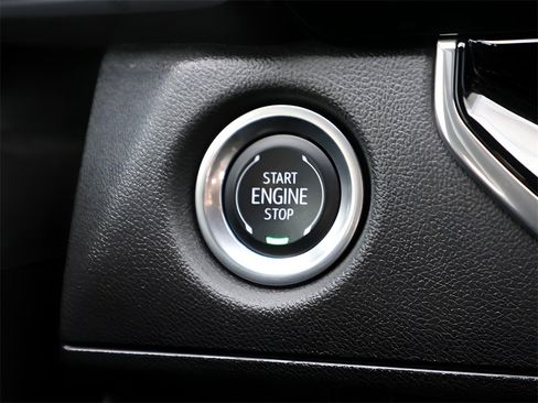 Used 2024 Chevrolet Colorado Trail Boss w/ Technology Package image 28