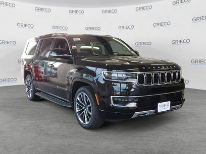 New 2025 Jeep Wagoneer L Series II w/ Convenience Group I