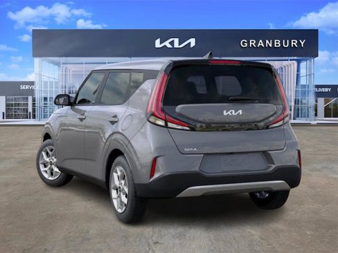 New 2025 Kia Soul LX image 5
