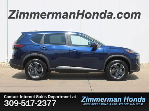 Used 2024 Nissan Rogue SV w/ SV Premium Package AWD/4WD image 1