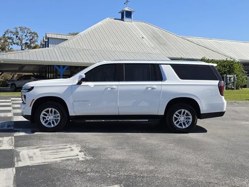New 2026 Chevrolet Suburban LS w/ Max Trailering Package RWD image 3