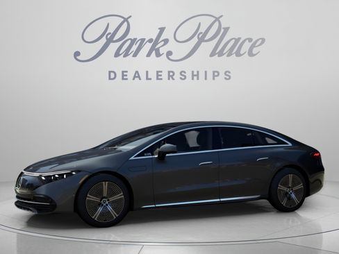 Used 2023 Mercedes-Benz EQS 450+ Sedan image 3