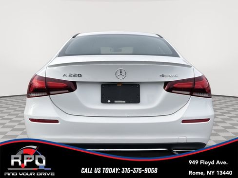 Used 2019 Mercedes-Benz A 220 4MATIC image 4