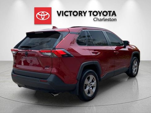 Used 2025 Toyota RAV4 XLE AWD/4WD image 7
