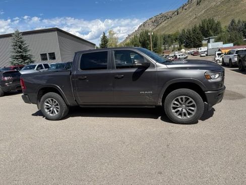 Used 2019 RAM 1500 Laramie w/ Sport Appearance Package AWD/4WD image 6