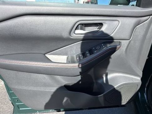 Used 2026 Nissan Rogue SV AWD/4WD image 20