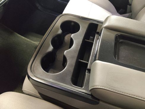 Used 2016 GMC Sierra 1500 SLE w/ SLE Value Package image 26