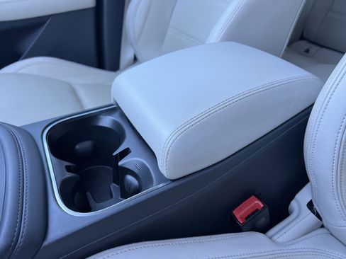 Used 2020 Jaguar E-PACE image 27