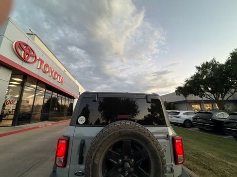Used 2024 Ford Bronco Black Diamond AWD/4WD image 2