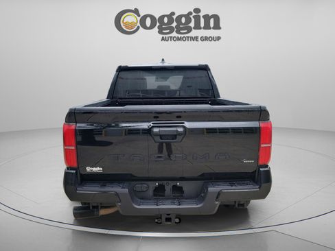 Certified 2025 Toyota Tacoma SR5 image 3