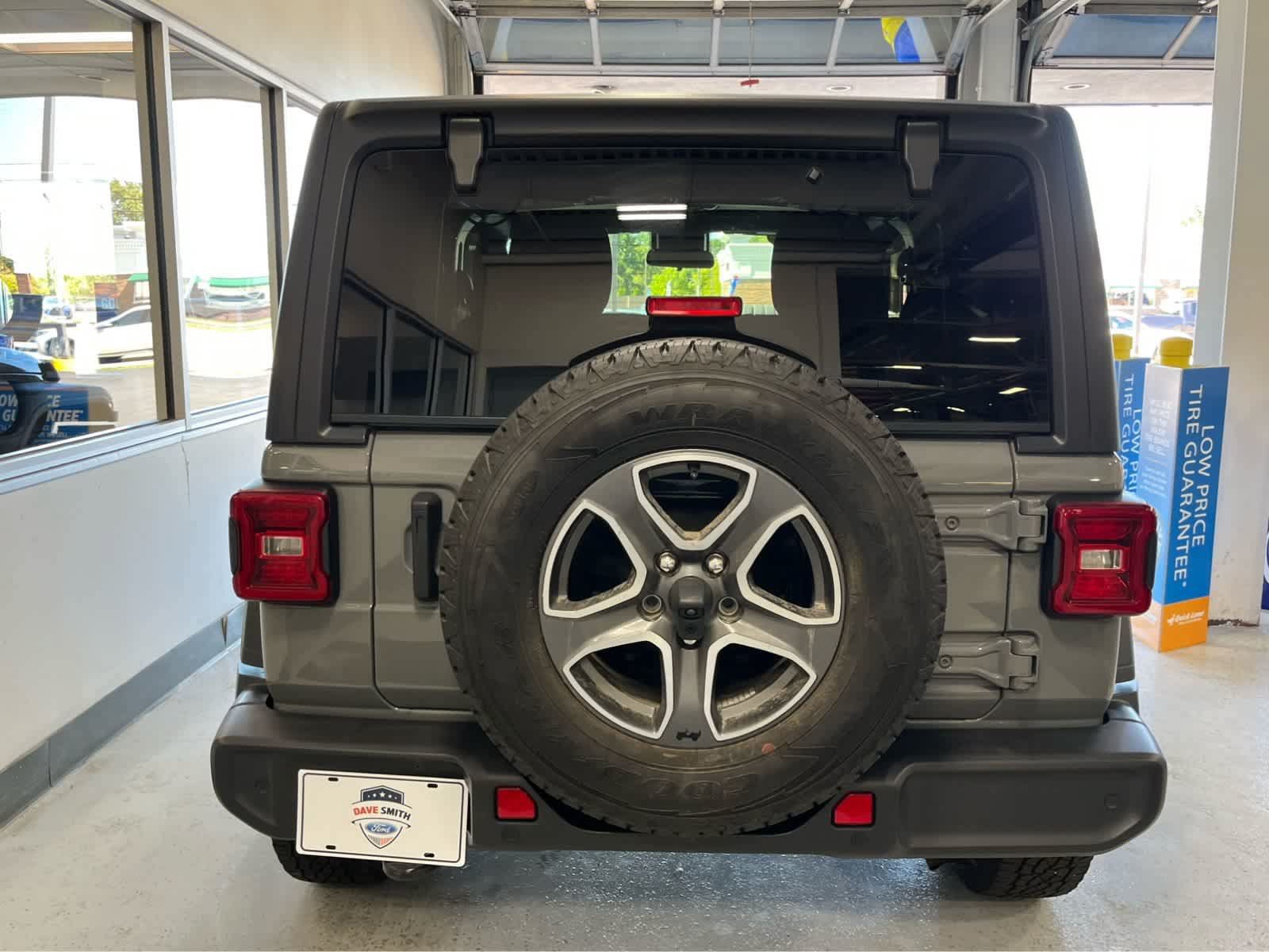 Used 2021 Jeep Wrangler Sport AWD/4WD image 7