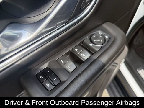 Used 2024 Chevrolet Tahoe LT RWD image 17