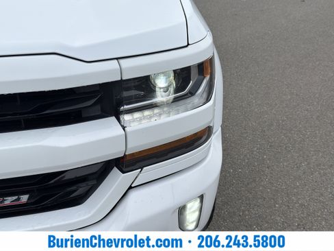 Used 2018 Chevrolet Silverado 1500 LT w/ All Star Edition image 39