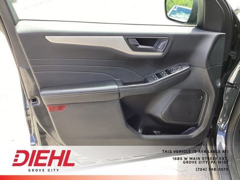 Used 2022 Ford Escape SE w/ Cold Weather Package AWD/4WD image 21