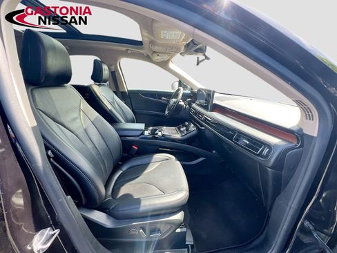 Used 2022 Lincoln Nautilus Reserve w/ Monochromatic Package image 38