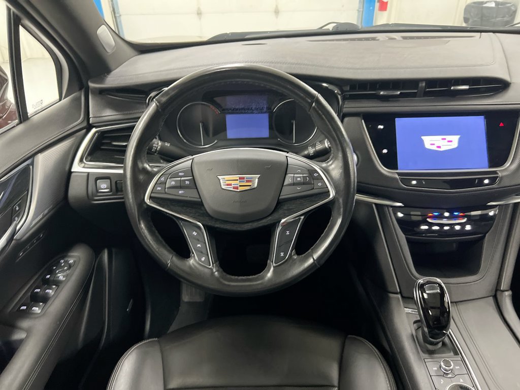 Used 2023 Cadillac XT5 Premium Luxury FWD image 11