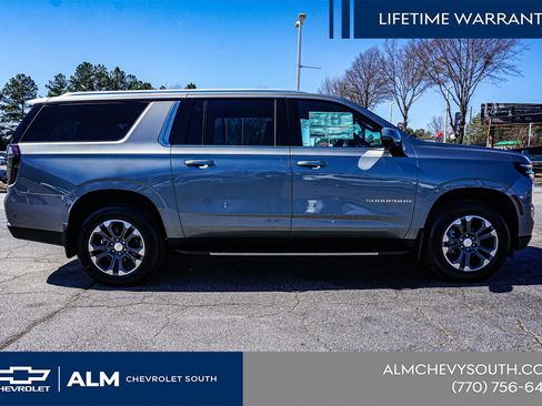 New 2026 Chevrolet Suburban LT w/ Comfort Package RWD image 10