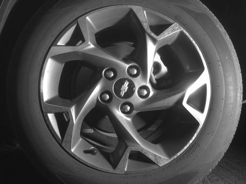 Used 2025 Chevrolet Trax LT FWD image 14
