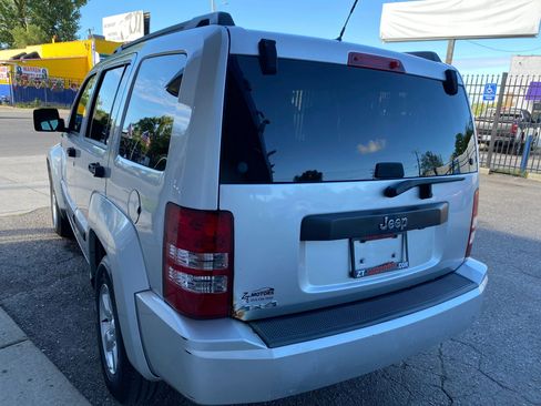 Used 2010 Jeep Liberty Sport w/ Popular Equipment Group image 2