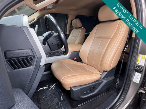 Used 2022 Ford F250 Lariat w/ Lariat Value Package image 4