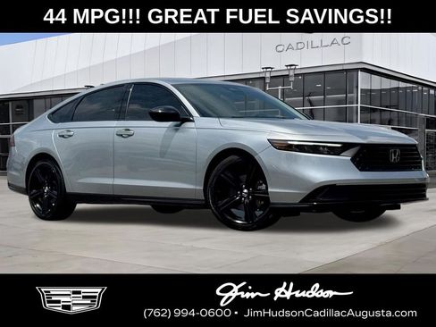 Used 2024 Honda Accord Sport image 1