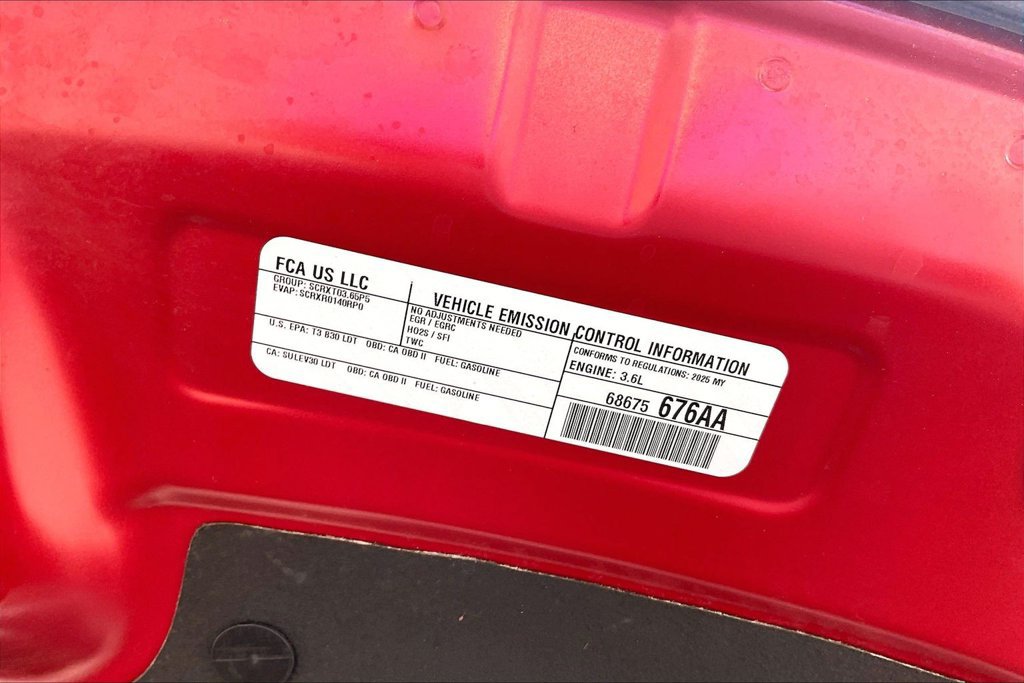 Used 2025 Chrysler Pacifica Select FWD image 31