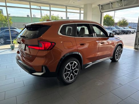 Used 2025 BMW X1 xDrive28i w/ Technology Package AWD/4WD image 8
