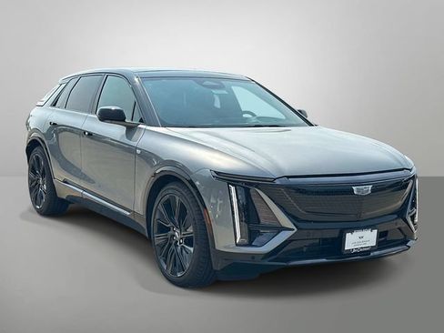 New 2026 Cadillac Lyriq Signature Sport w/ Nappa Leather Package AWD/4WD image 13