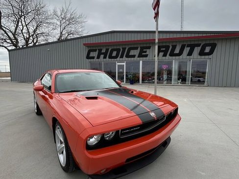 Used 2008 Dodge Challenger SRT8 image 1