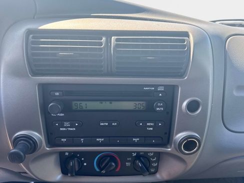Used 2011 Ford Ranger XLT RWD image 15