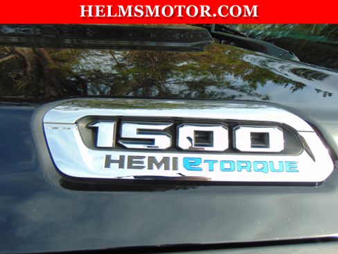 Used 2023 RAM 1500 Limited w/ Bed Utility Group image 27